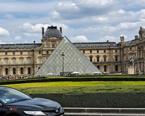 Louvre